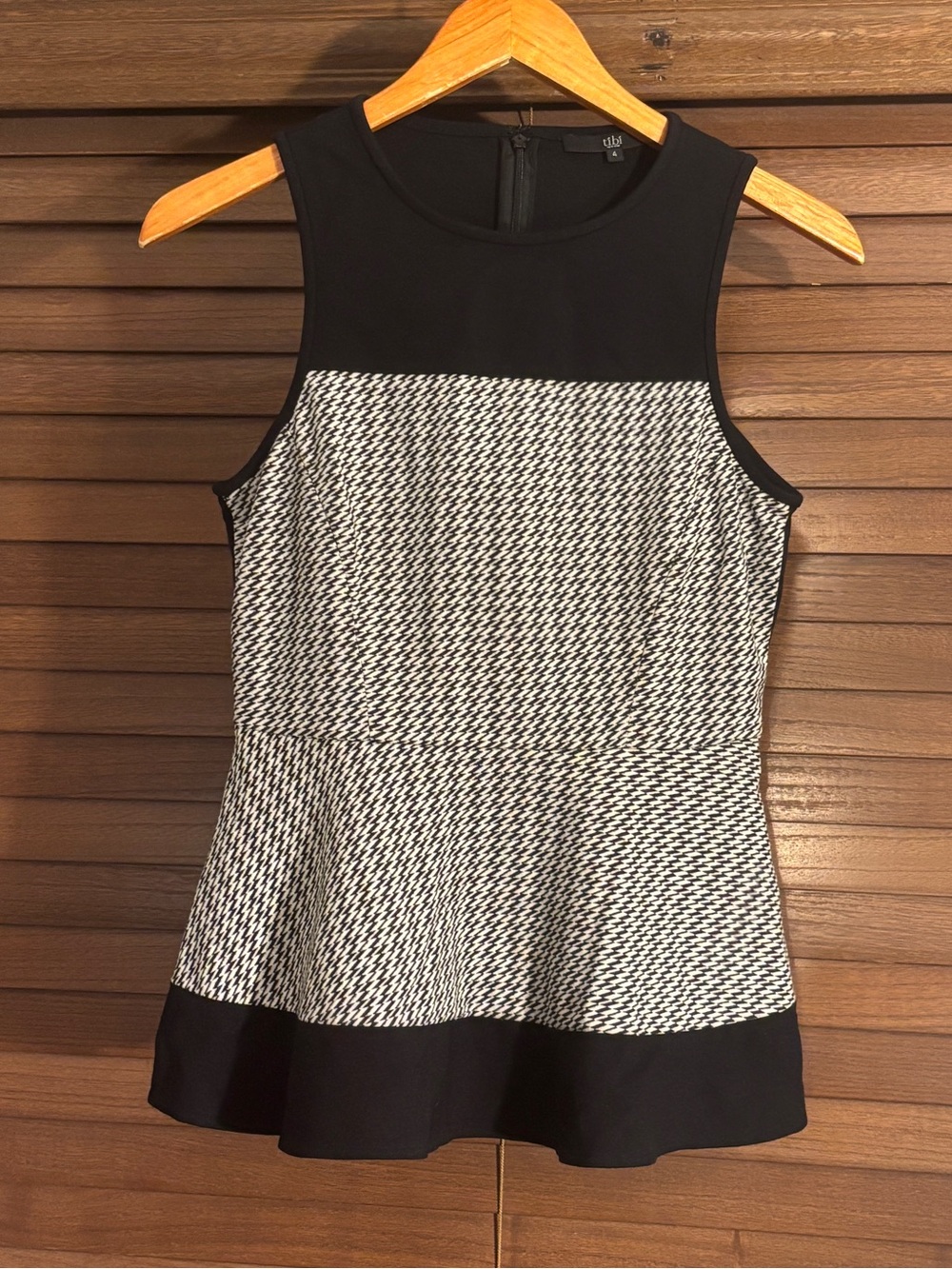 Tibi Houndstooth Colorblock Sleeveless Knit Peplum Top
